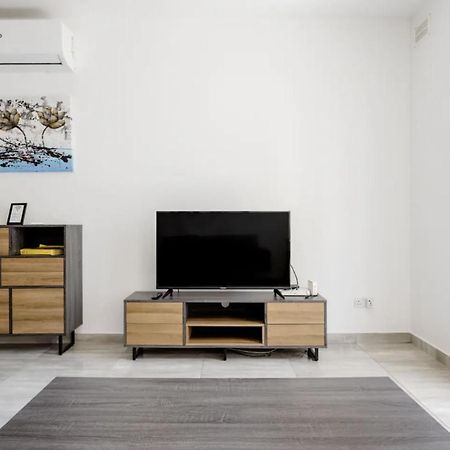 F12 Room 2, Private Room Two Single Beds Privated Bathroom In Shared Flat ムサイダ エクステリア 写真
