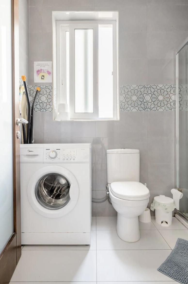 F12 Room 2, Private Room Two Single Beds Privated Bathroom In Shared Flat ムサイダ エクステリア 写真